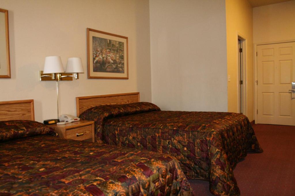 Queen Room with Two Queen Beds