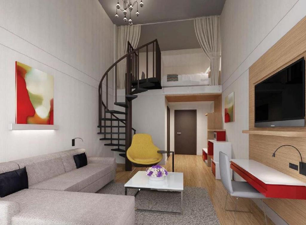 Queen Suite with one Queen Bed