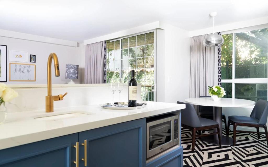 One Bedroom Signature Residence