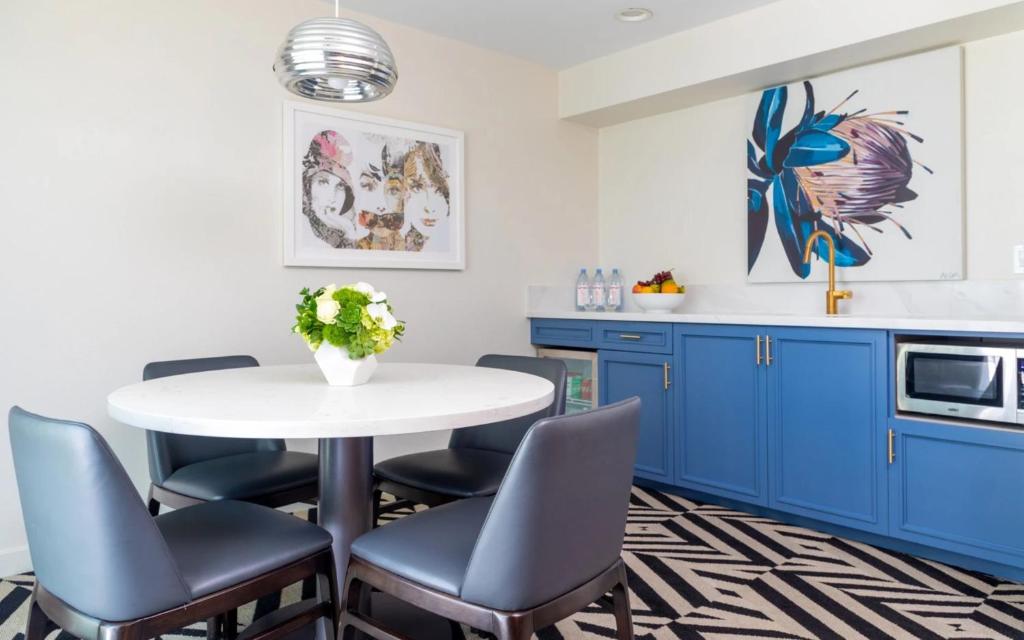 One Bedroom Signature Residence