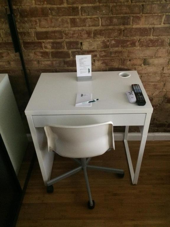 Standard Double Room with Shared Bathroom