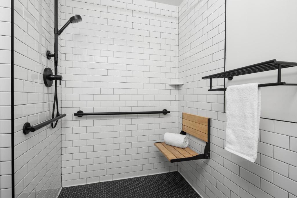 Premier King Room ADA