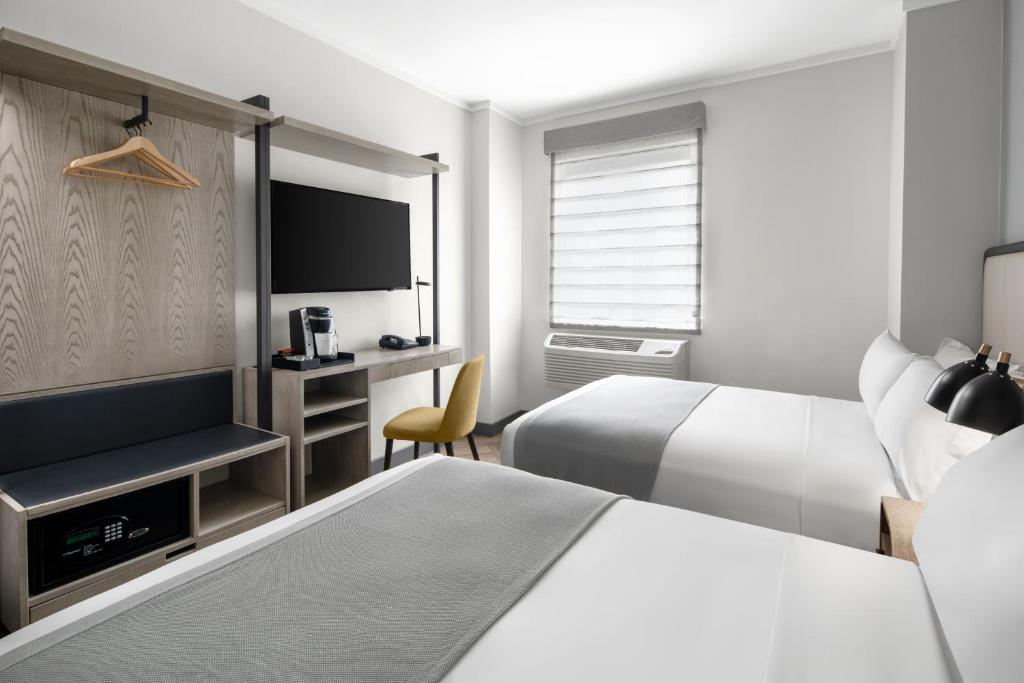 Premier Room with Two Double Beds