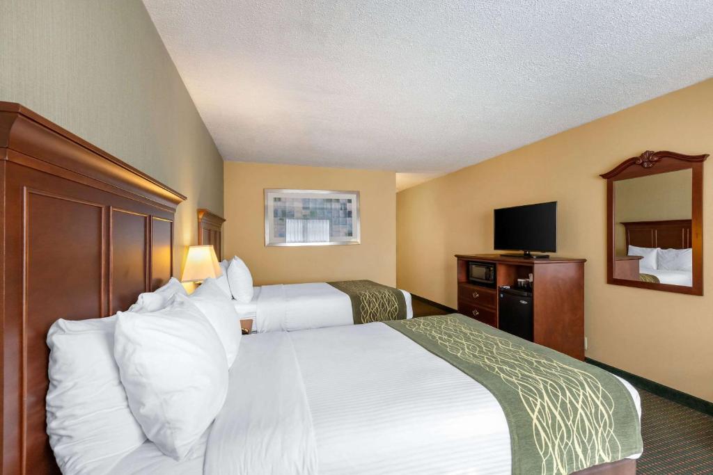 Double Room with Two Double Beds – Upper FloorNon-Smoking