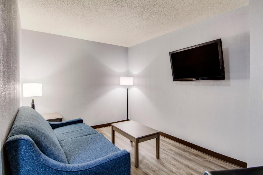 King Suite with Sofa Bed – Non Smoking