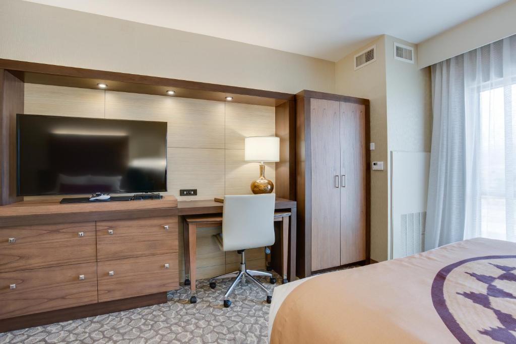 Queen Room – Disability Access