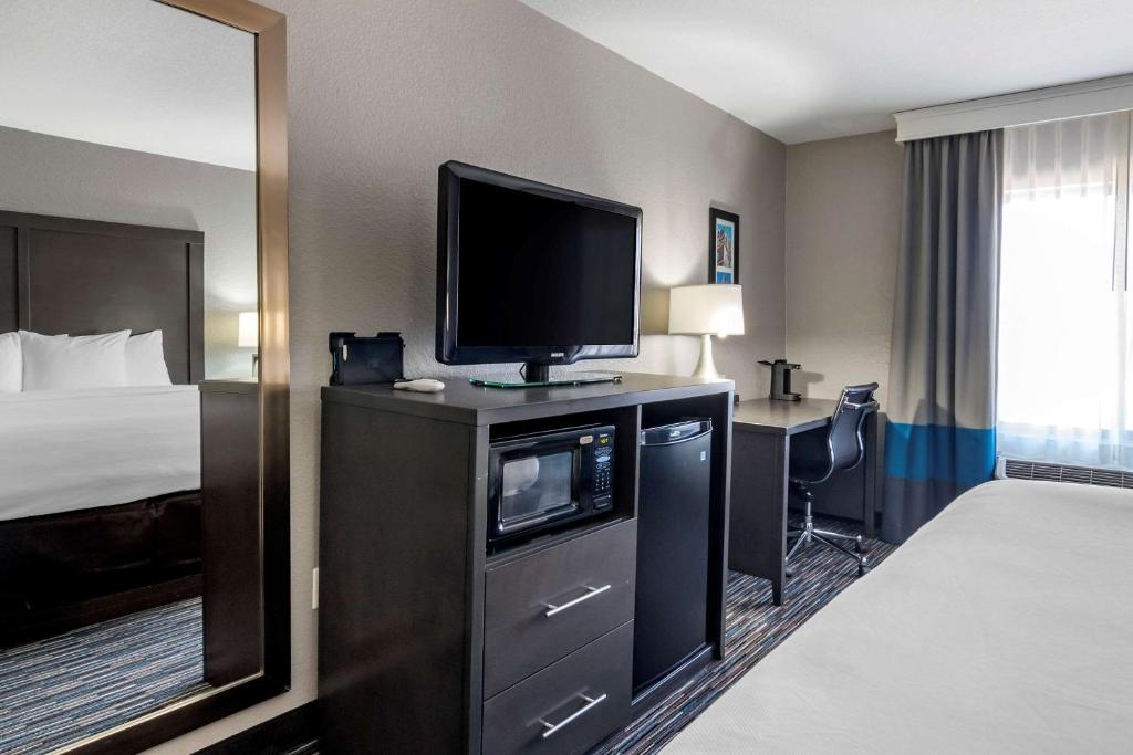 King Room – Non-Smoking