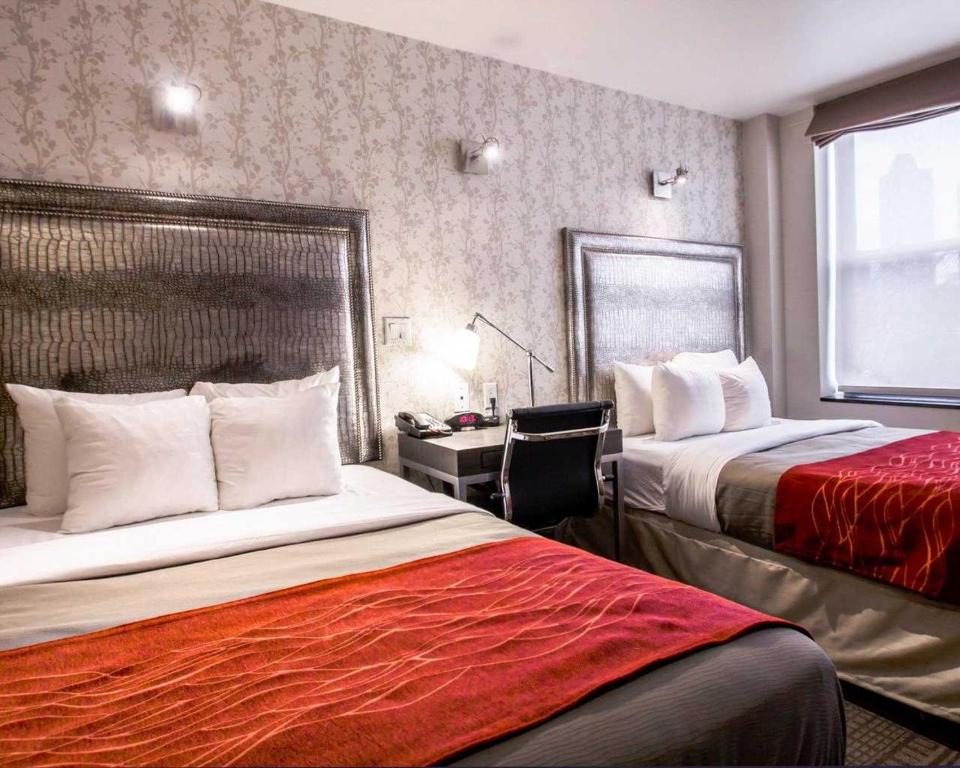 Standard Room with 2 Twin Beds