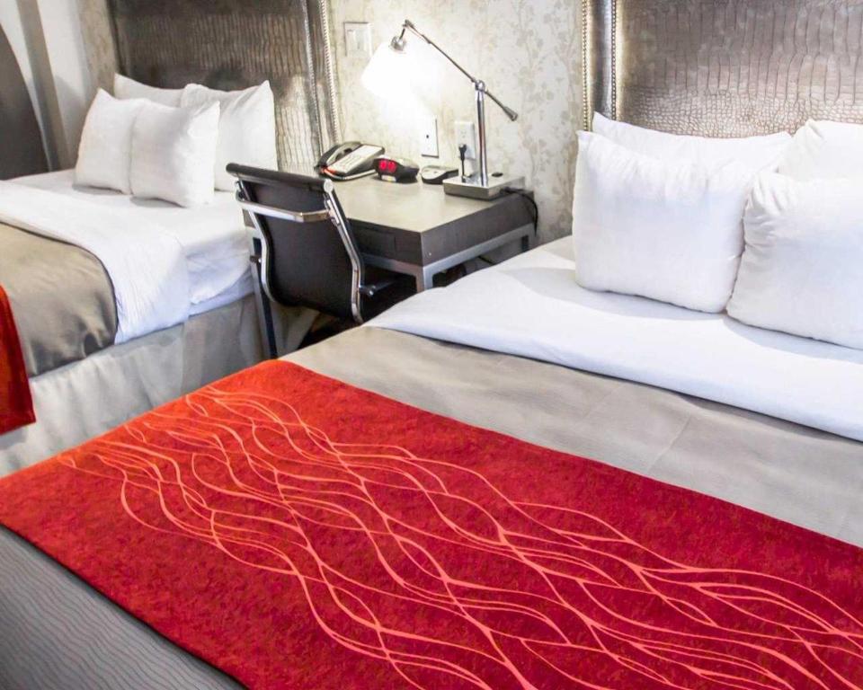 Standard Room with 2 Twin Beds