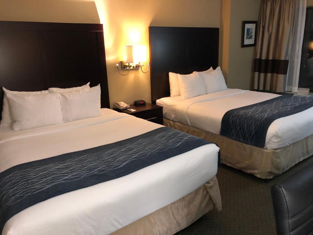 Double Room with Two Double Beds – Non-Smoking