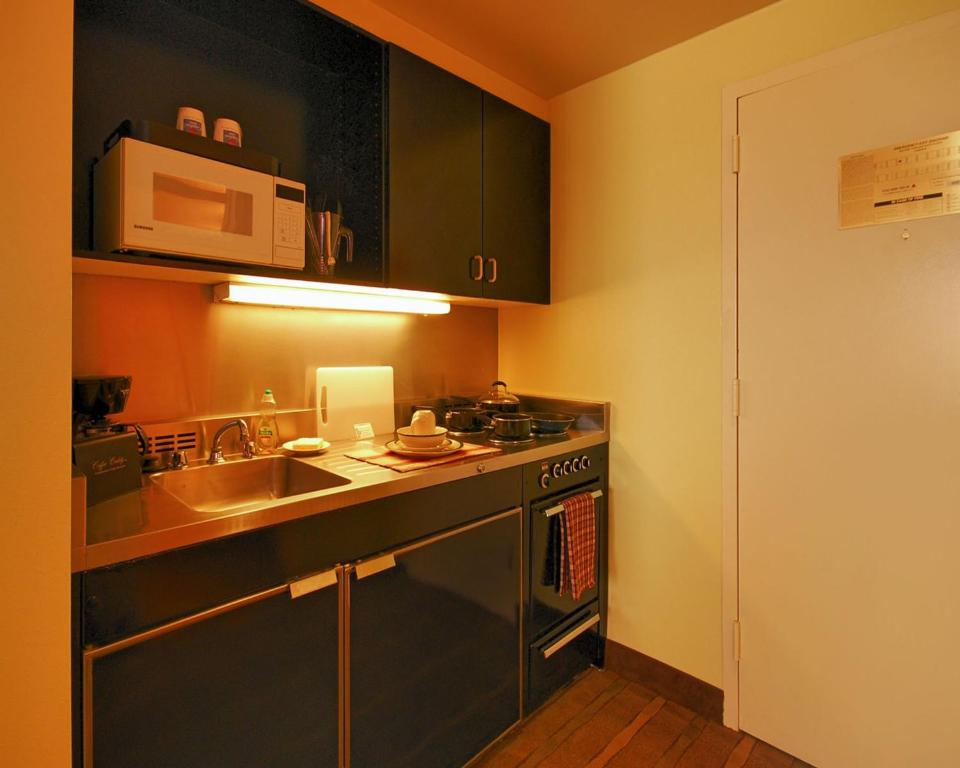 King Room – Non-Smoking