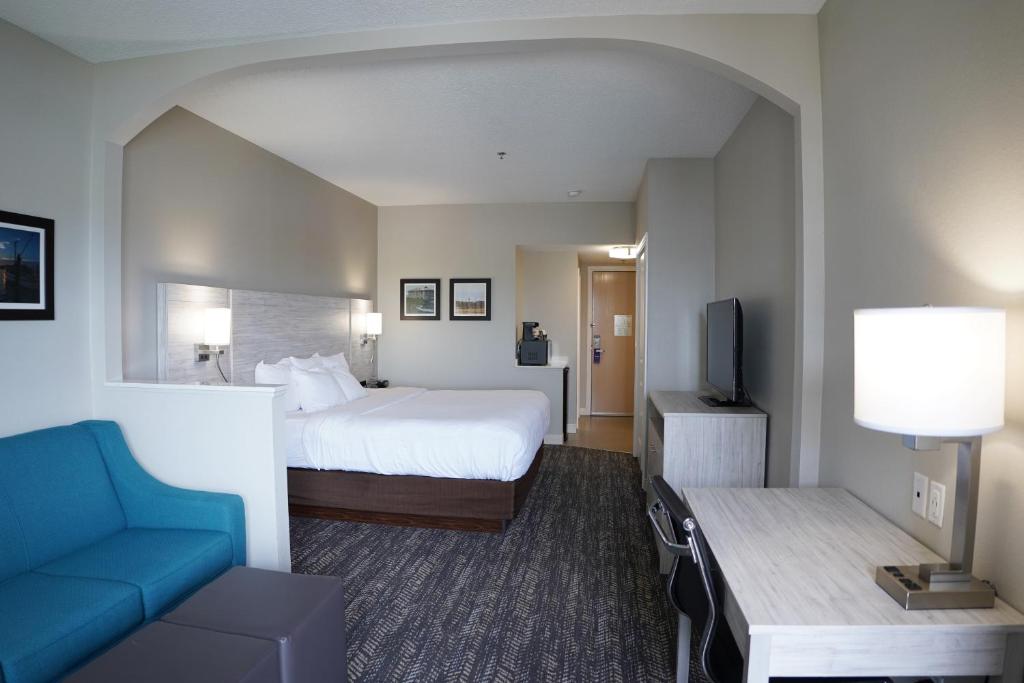 King Suite – AccessibleNon-Smoking