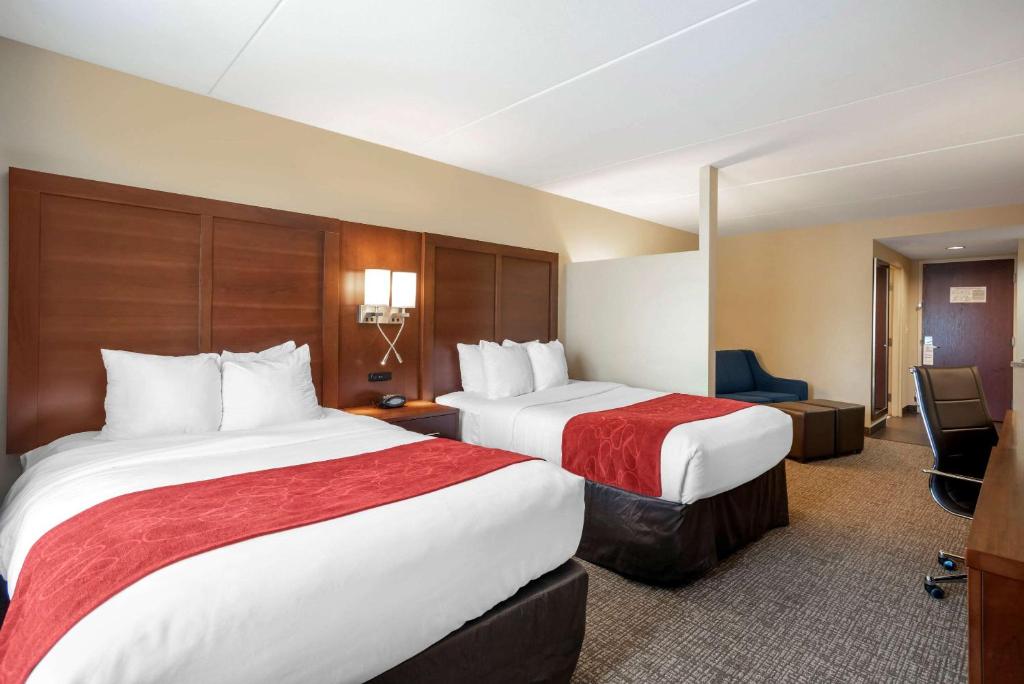 Double Room with Two Double Beds – Non-Smoking