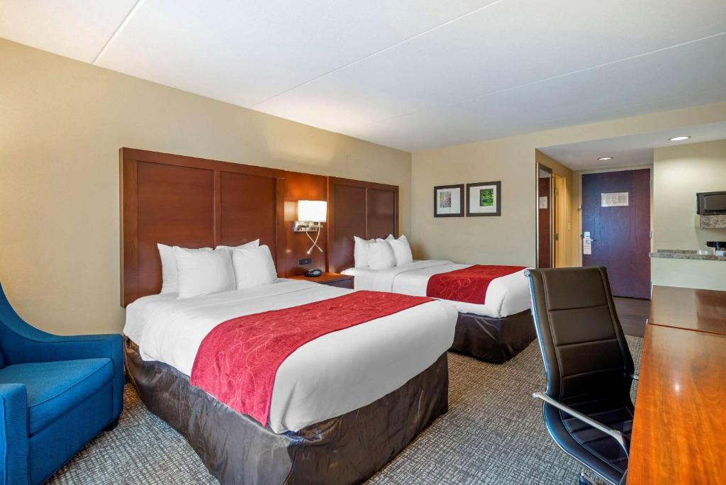 Double Room with Two Double Beds – Non-Smoking