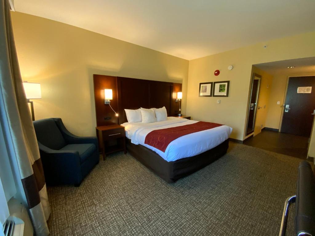 King Room – AccessibleNon-Smoking