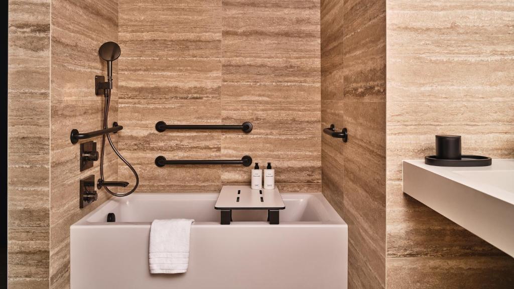 Premium King Room with View and Mobility Accessible Tub