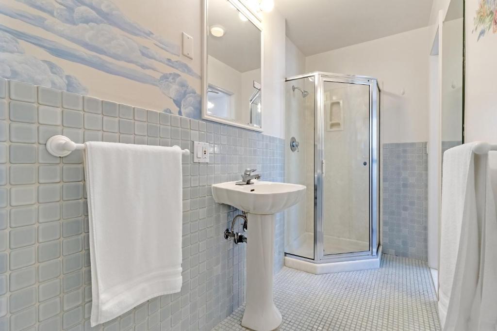 Junior Suite with private bathroom