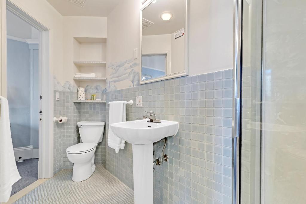 Junior Suite with private bathroom