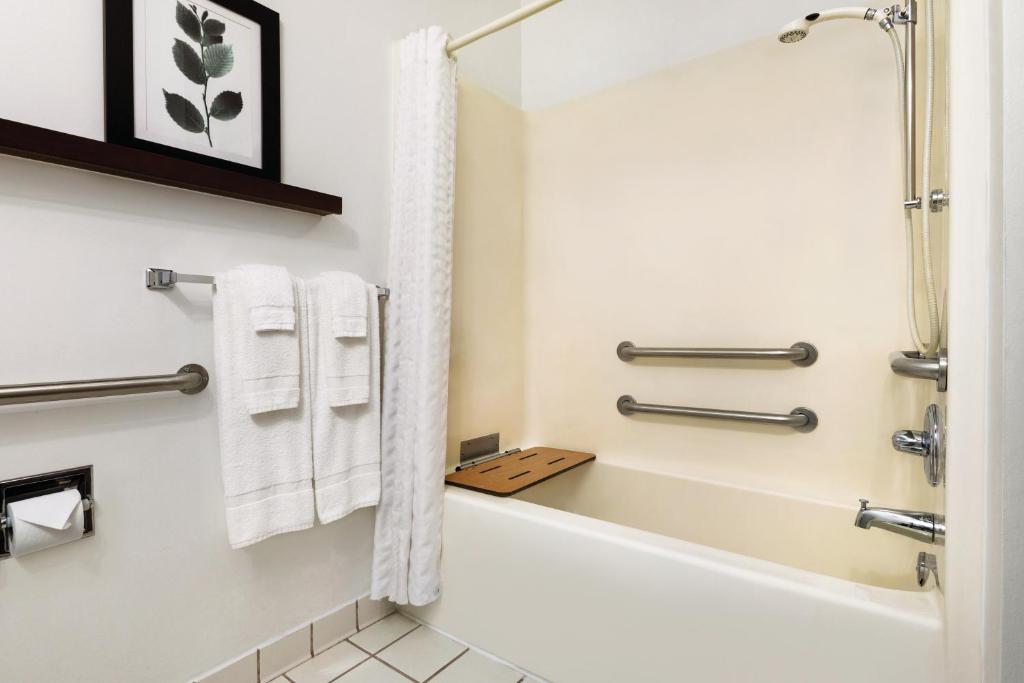 King Room – Disability AccessNon-Smoking