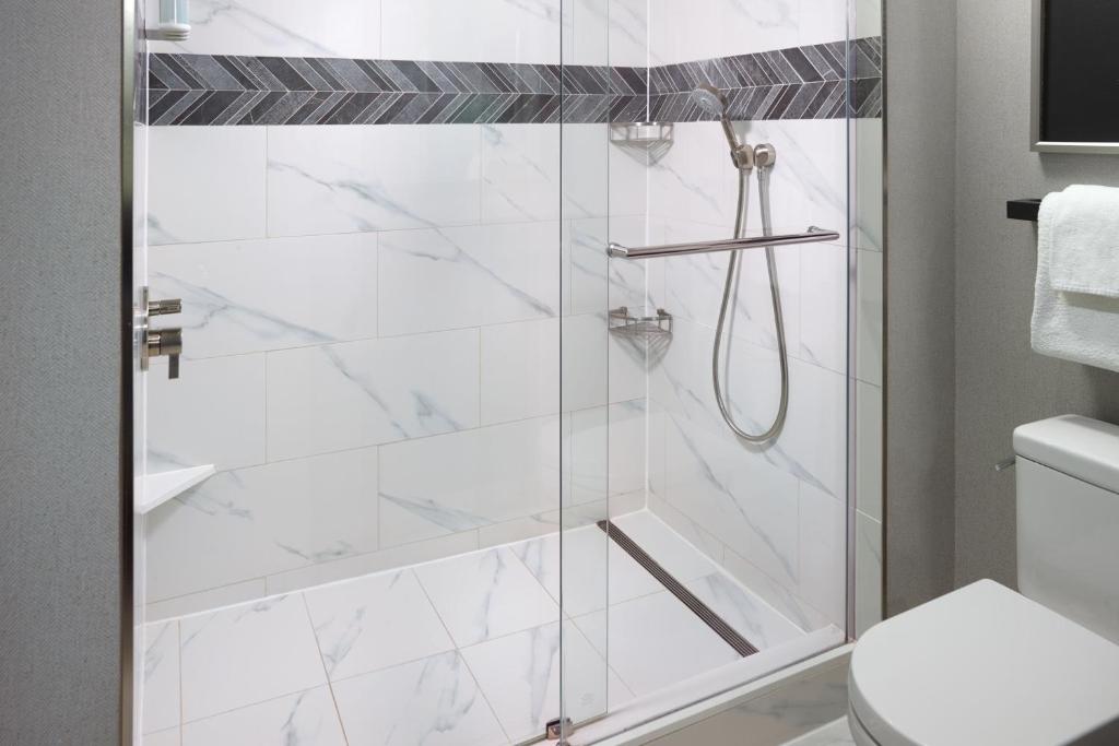 King Room with Sofa Bed