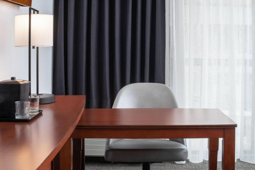 King Room with Sofa Bed