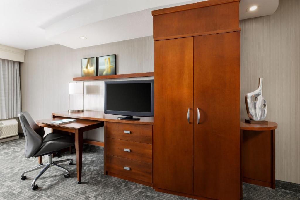 King Room – Hearing Accessible