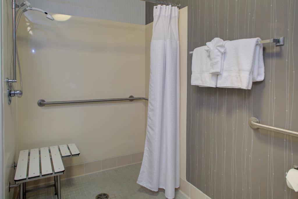 King Room with Sofa Bed