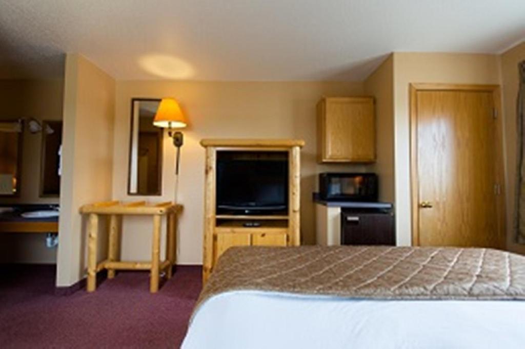 King Room with Sofa Bed