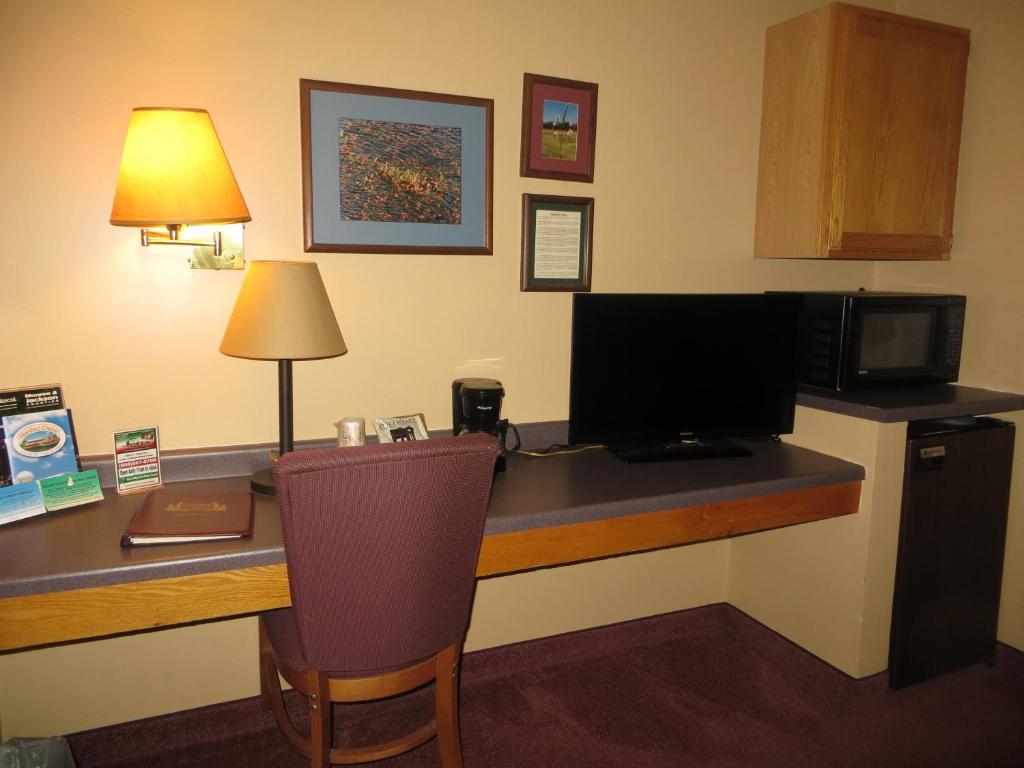 Queen Room with Two Queen Beds – No Elevator Access