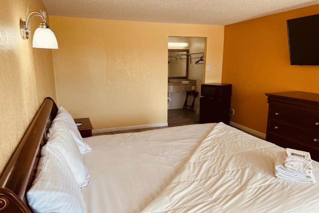 King Bed Non-Smoking