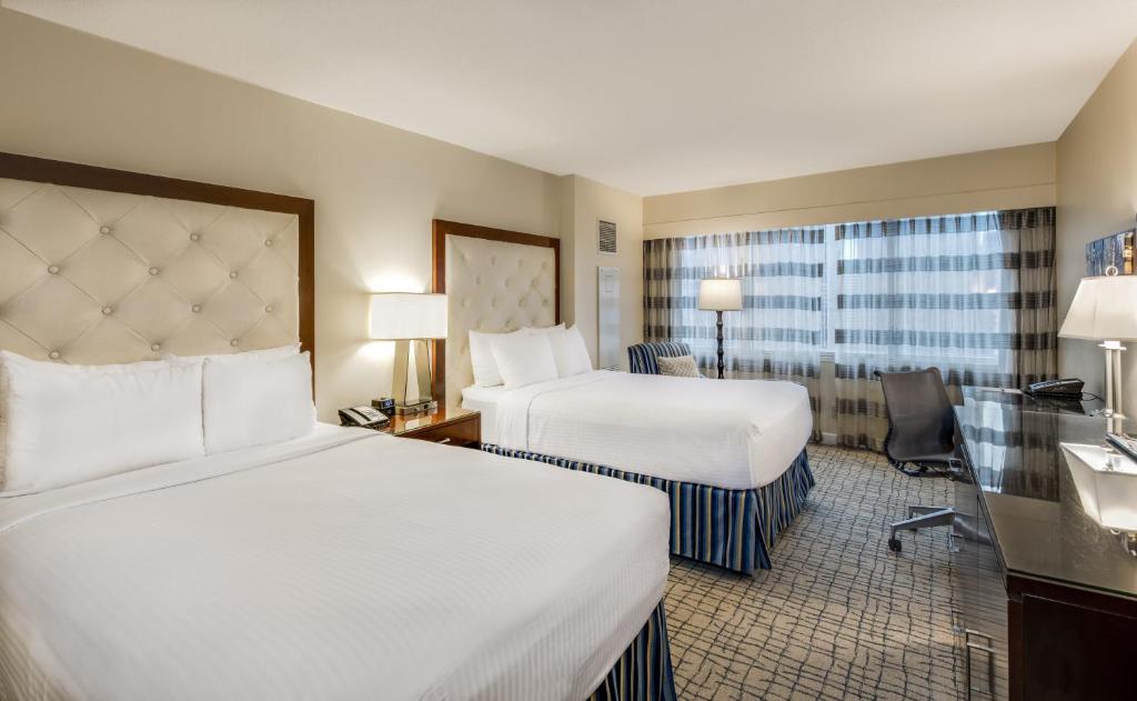 Traditional Double Room with Two Double Beds – Non-Smoking