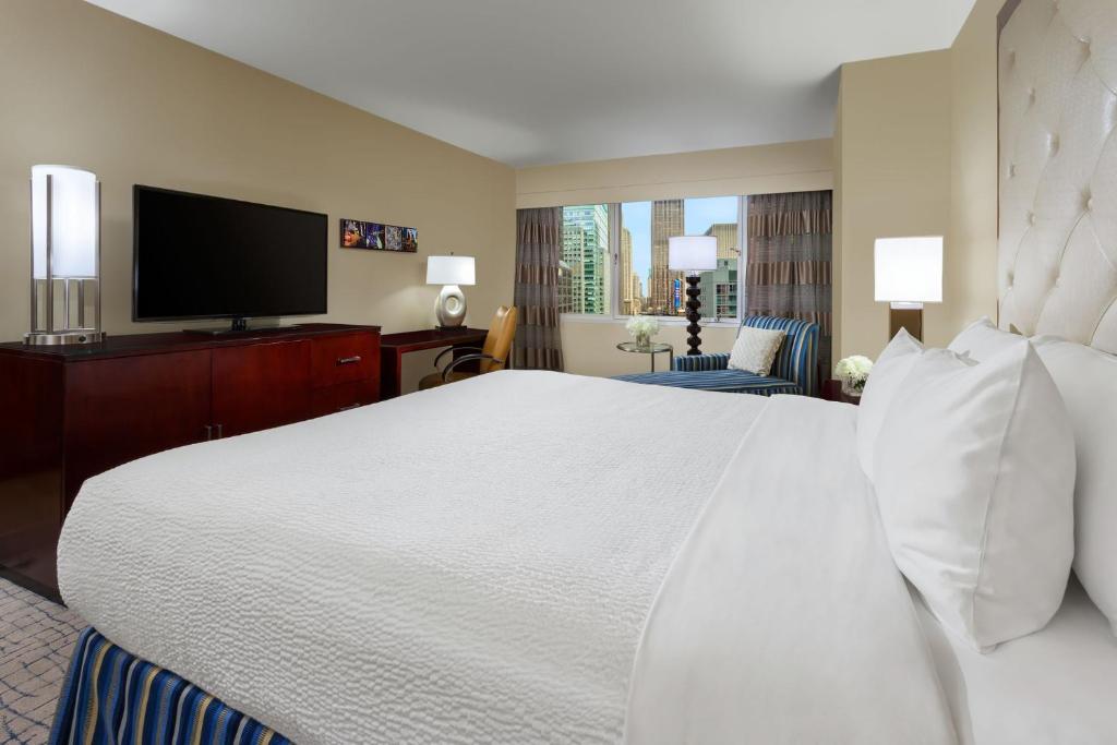 Traditional King Room – Non-Smoking