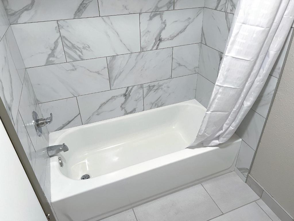 King Studio Suite – Non-Smoking