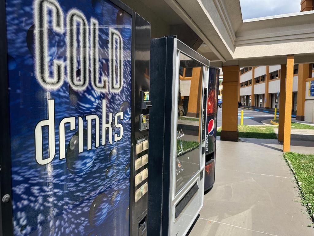 Double Room with Two Double Beds – Smoking