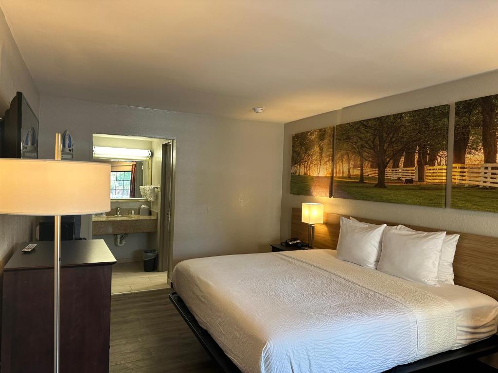 Superior King Room – Smoking