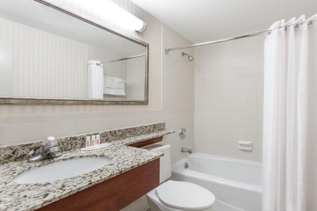 Room with Two Double Beds – Non-Smoking