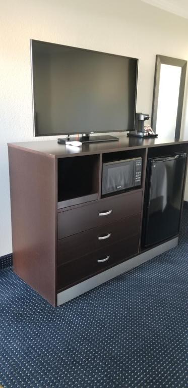 King Room – Non-Smoking