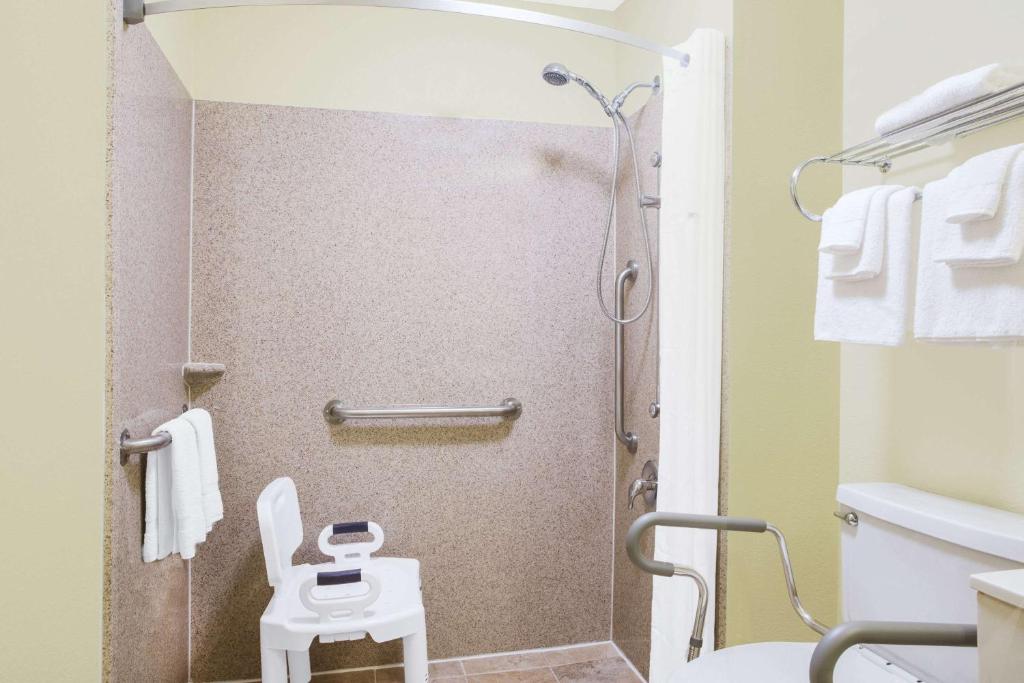 King Room – Mobility AccessNon-Smoking