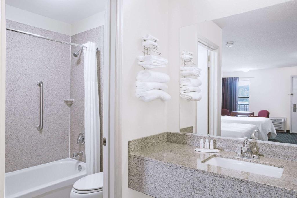 King Room – Mobility AccessNon-Smoking