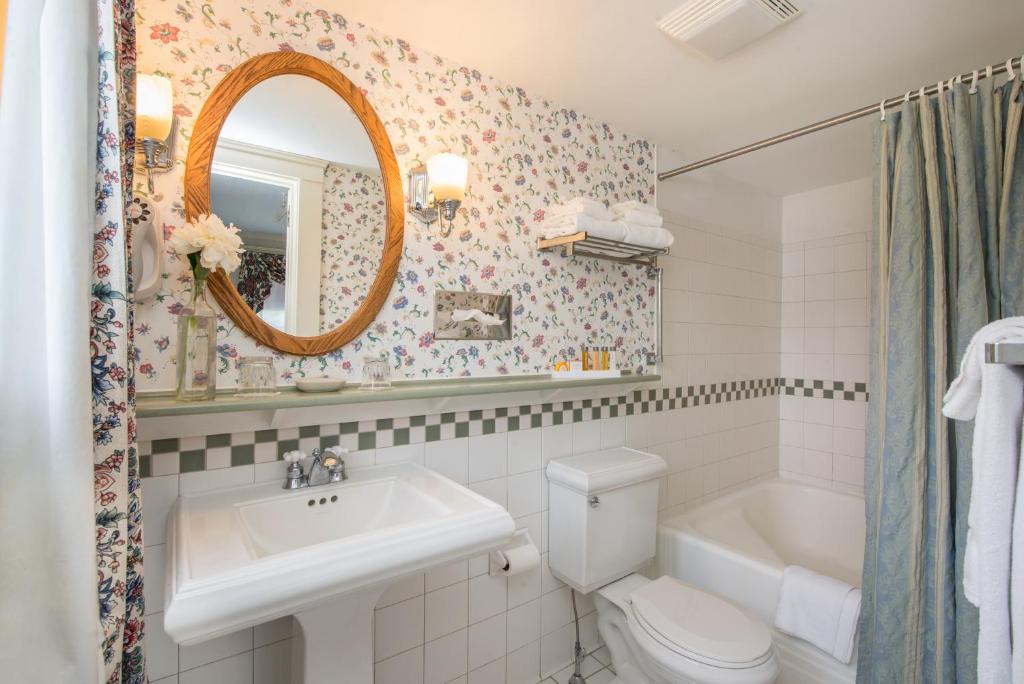 Standard View Suite Two Room