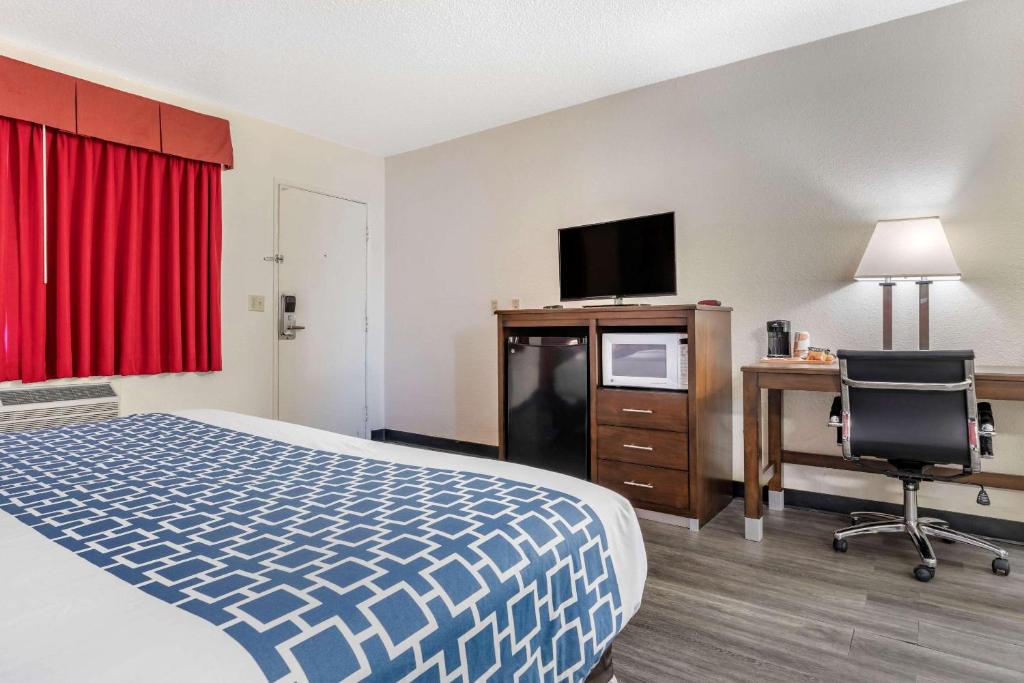 King Room – Non-Smoking