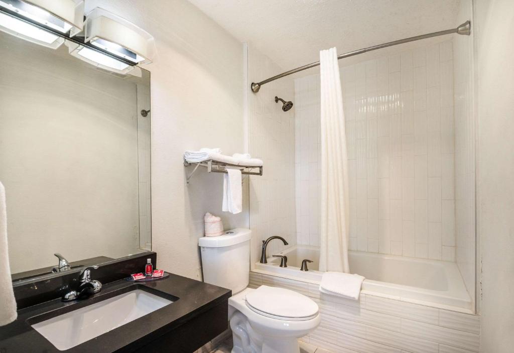 King Room – Non-Smoking