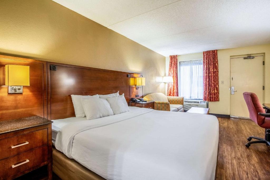 King Room – AccessibleNon-Smoking