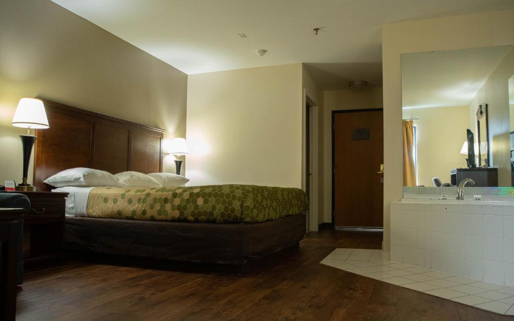 King Room – Non-Smoking