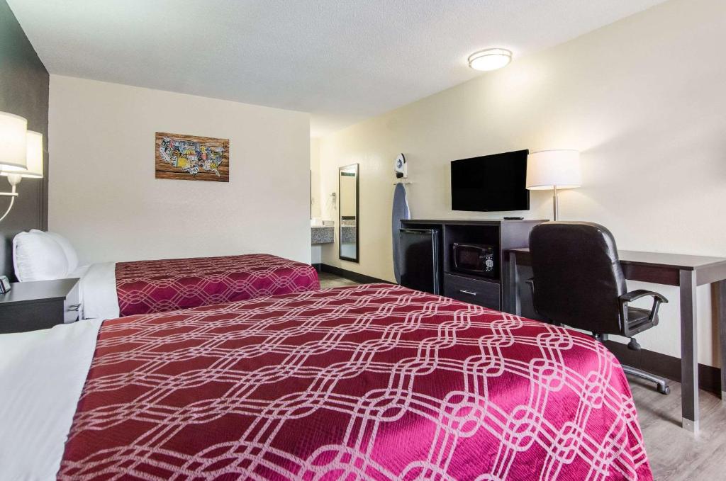 Double Room with Two Double Beds – Non-Smoking