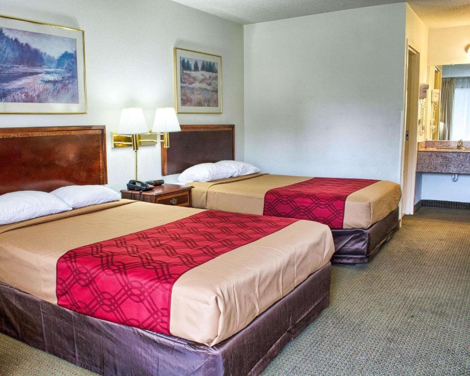 Double Room with Two Double Beds – Non-Smoking