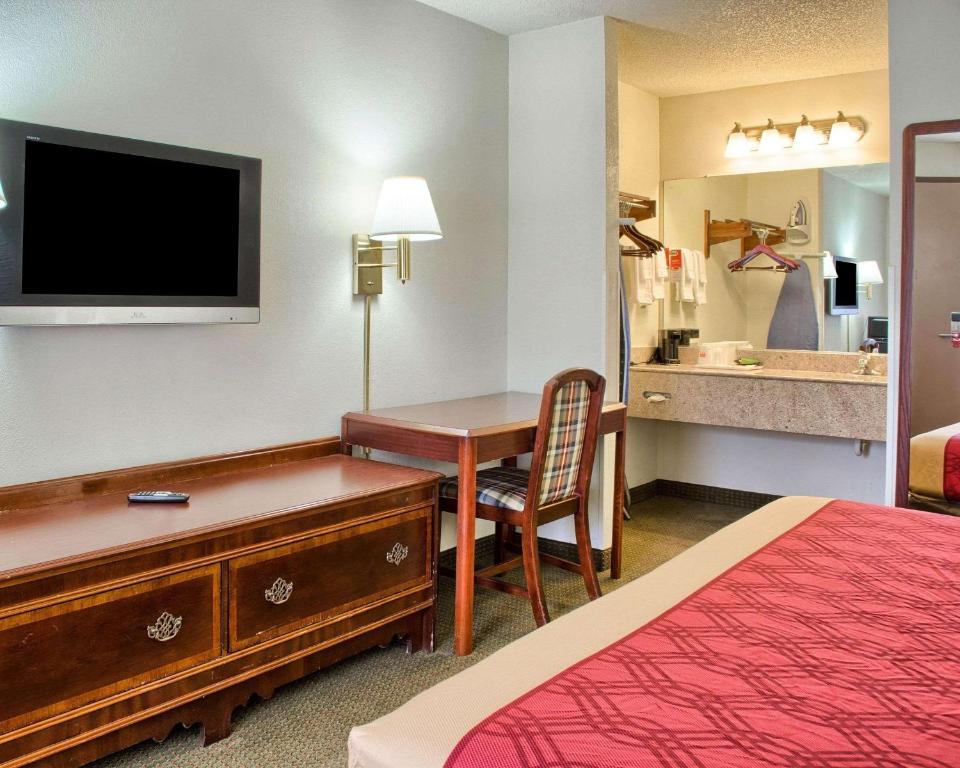 King Room – Non-Smoking