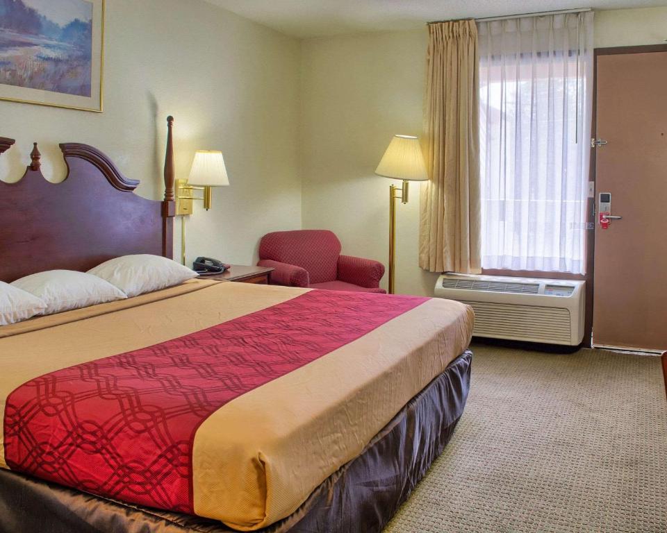 King Room – Non-Smoking