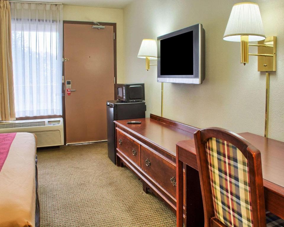 King Room – Non-Smoking