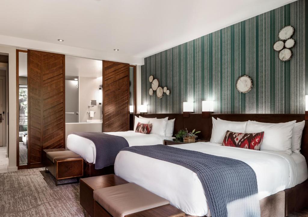 Queen Room with Two Queen Beds